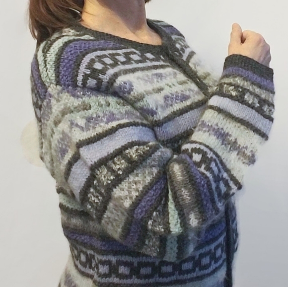 Northern Isles Wool Scottish Cardigan Sweater - Picture 6 of 16